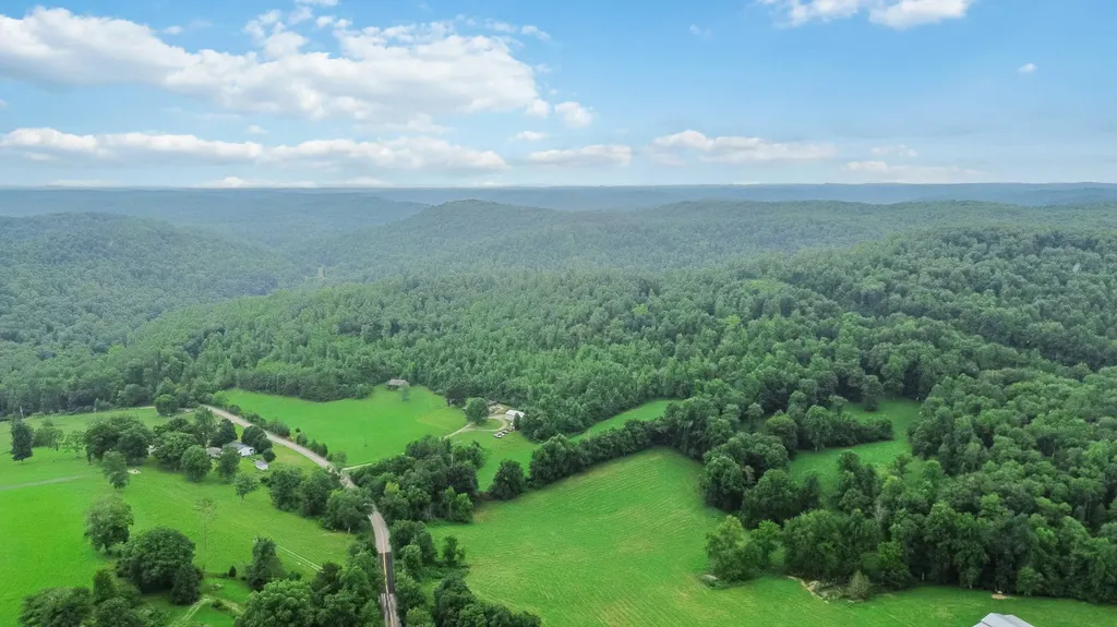 1651 Highway 1643 Somerset KY 42501
