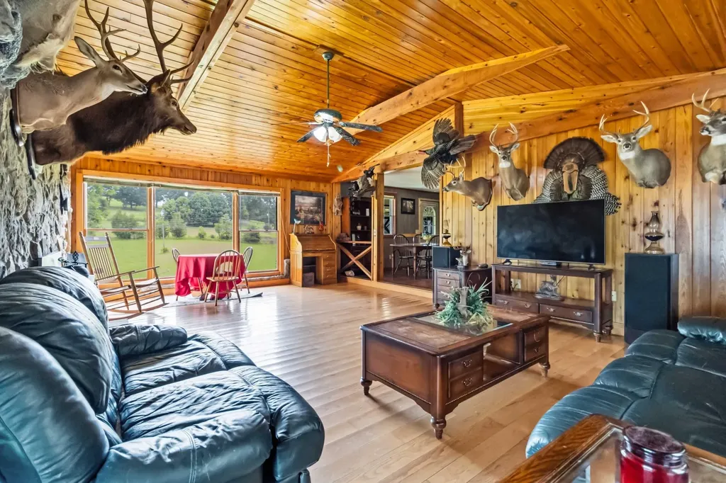 1651 Highway 1643 Somerset KY 42501