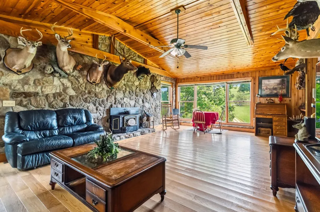 1651 Highway 1643 Somerset KY 42501
