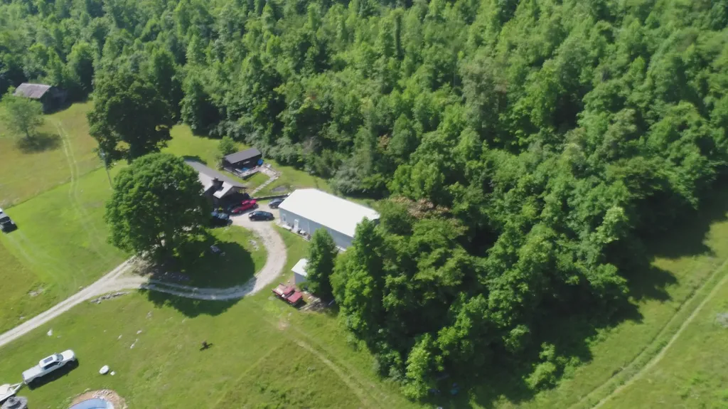 1651 Highway 1643 Somerset KY 42501