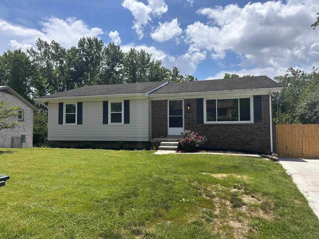1304 Canonero Drive Lexington KY 40517