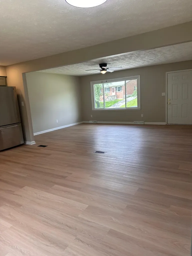1304 Canonero Drive Lexington KY 40517
