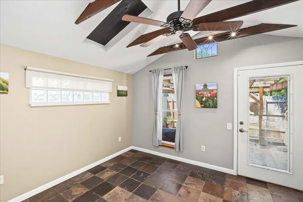617 Shaw Lane Frankfort KY 40601