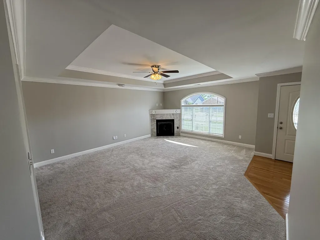 324 Oxford Circle Richmond KY 40475