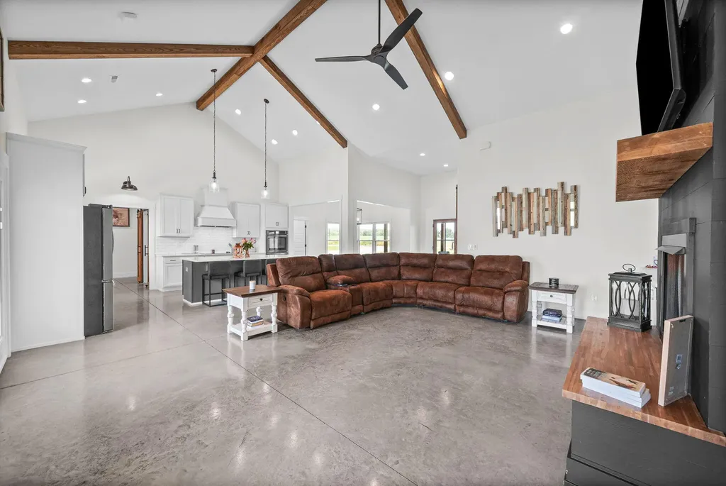 14369 Fruit Hill Red Bridge Road Crofton KY 42217