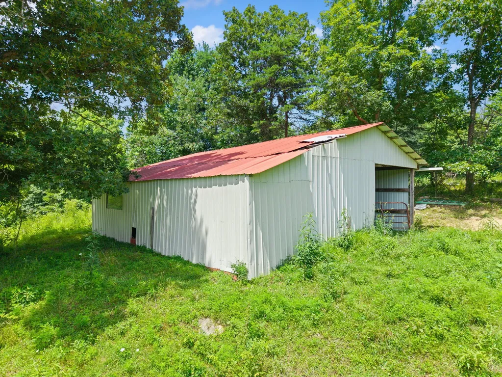 3192 Ky-15 Campton KY 41301