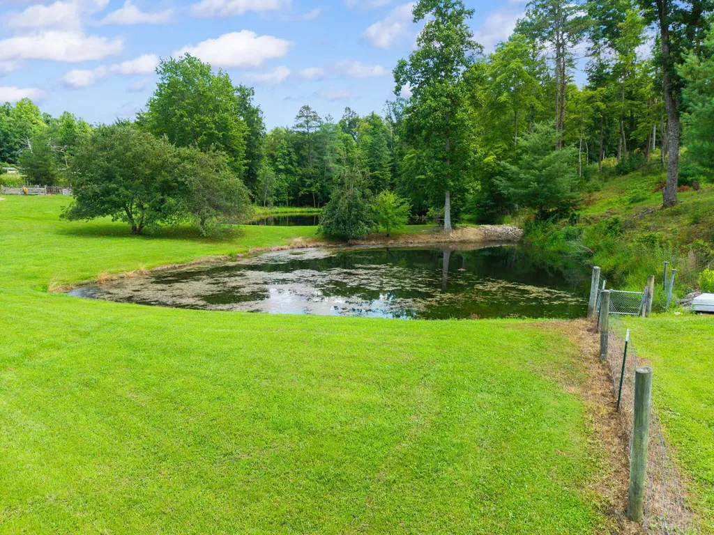 3192 Ky-15 Campton KY 41301