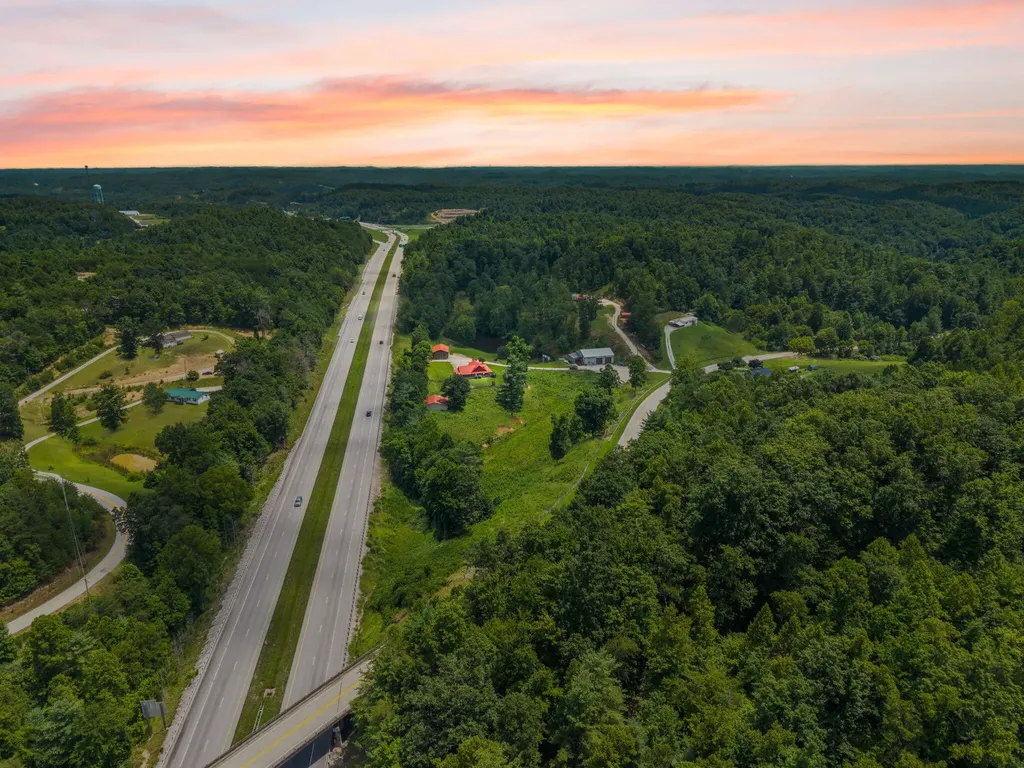 3192 Ky-15 Campton KY 41301