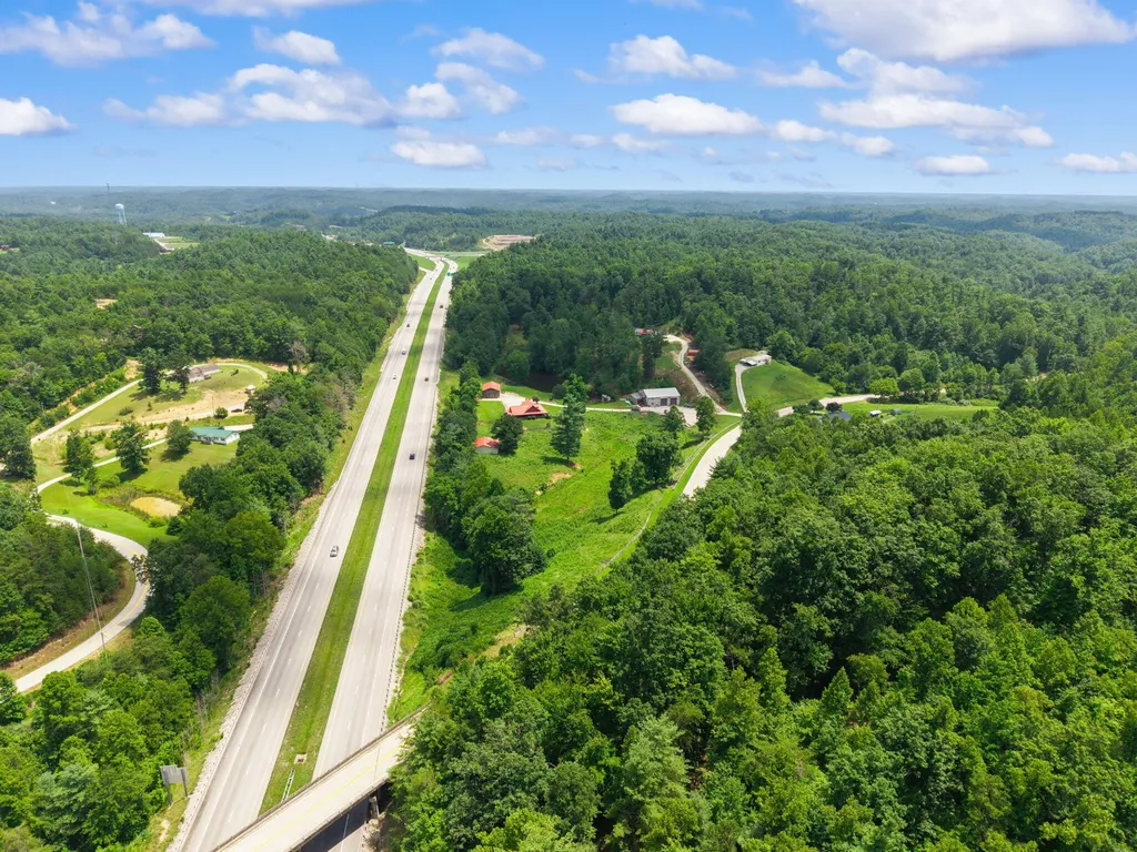 3192 Ky-15 Campton KY 41301