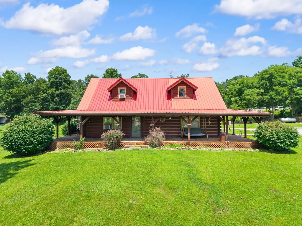 3192 Ky-15 Campton KY 41301