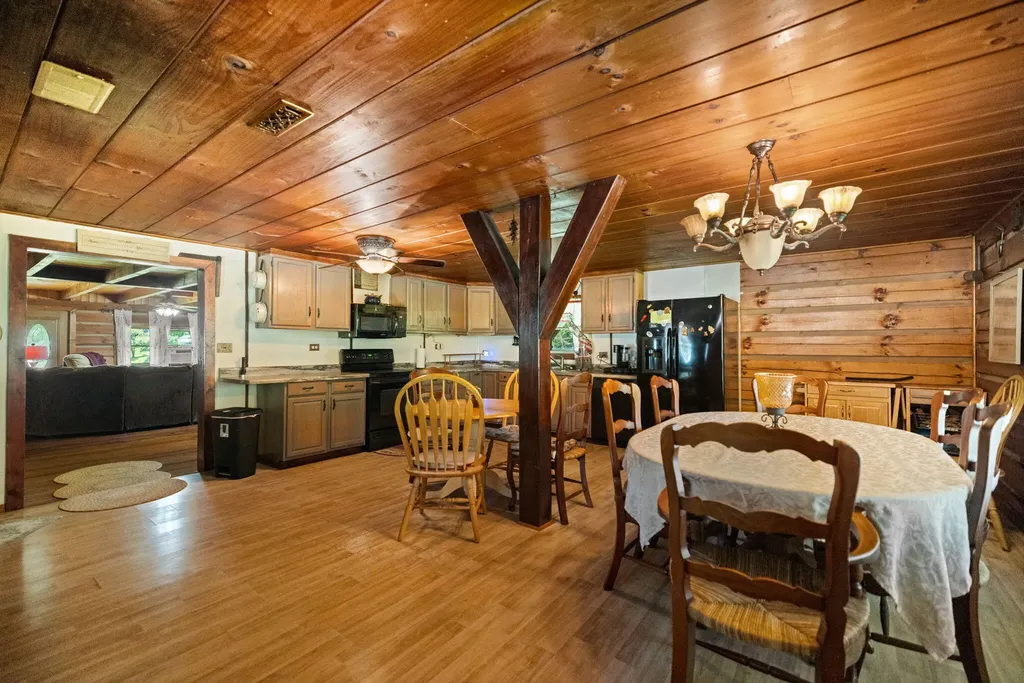 3192 Ky-15 Campton KY 41301