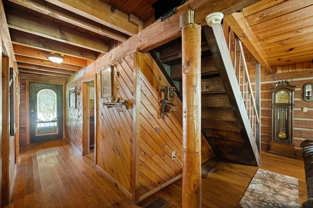 3192 Ky-15 Campton KY 41301