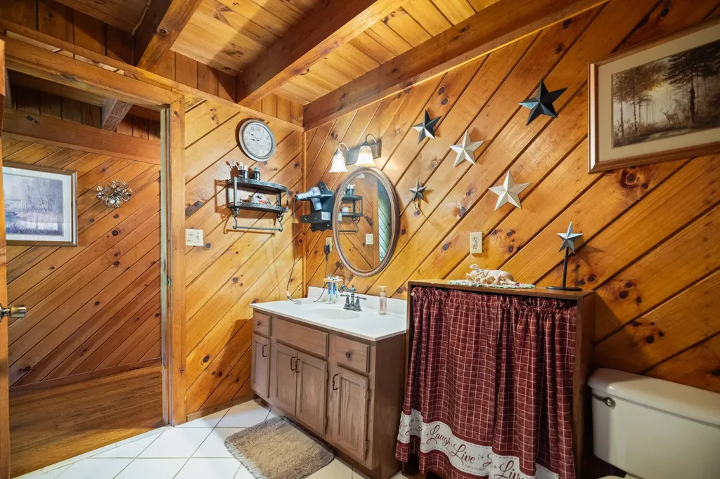 3192 Ky-15 Campton KY 41301