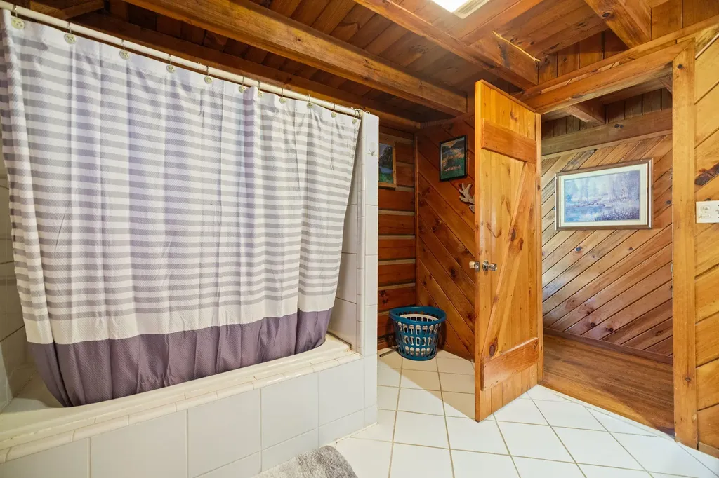 3192 Ky-15 Campton KY 41301