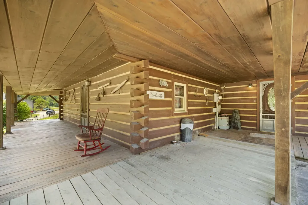 3192 Ky-15 Campton KY 41301