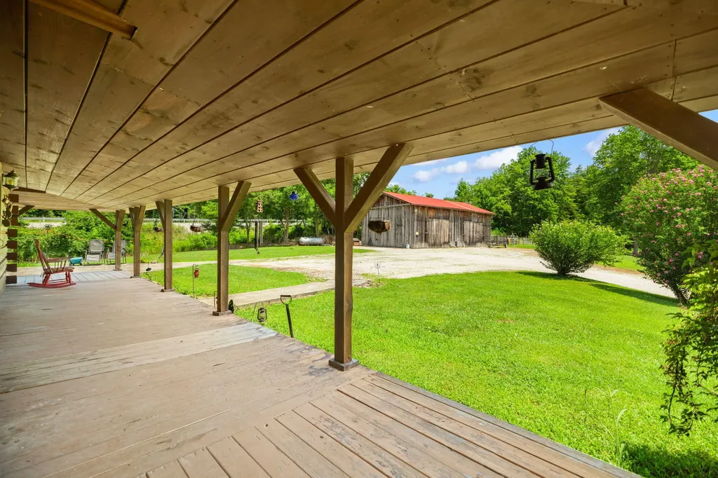 3192 Ky-15 Campton KY 41301
