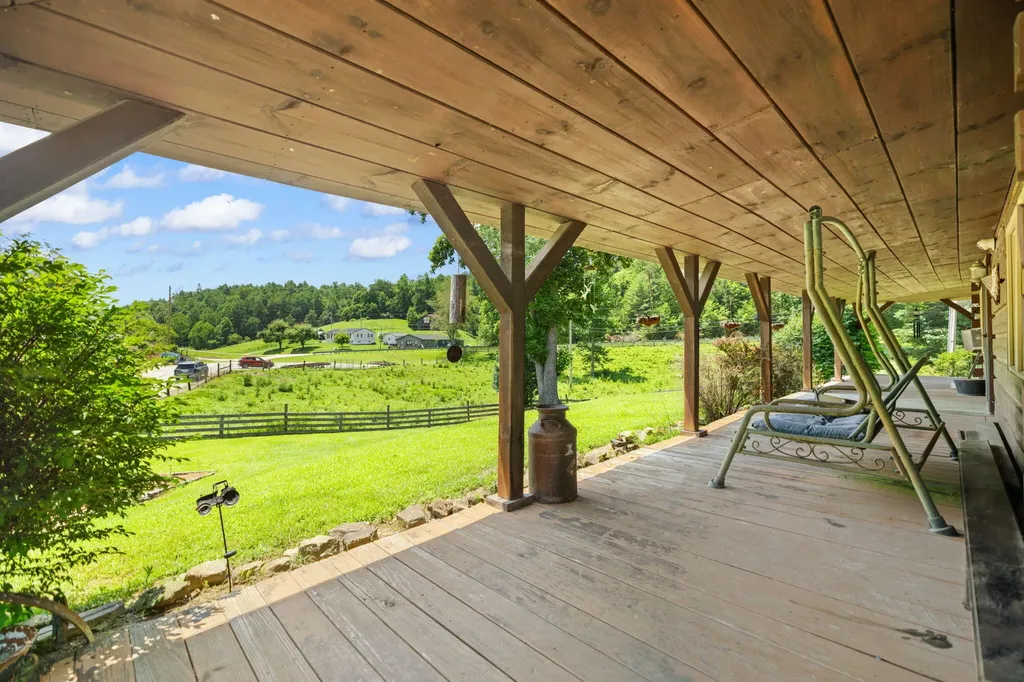 3192 Ky-15 Campton KY 41301