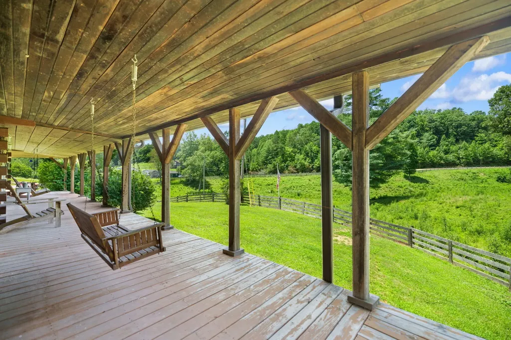 3192 Ky-15 Campton KY 41301