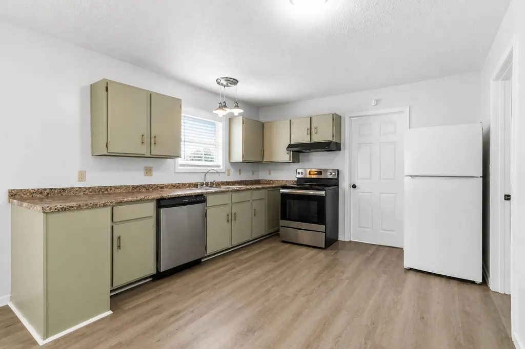 90 Quail Ridge Road London KY 40744