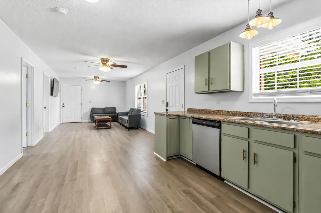 90 Quail Ridge Road London KY 40744