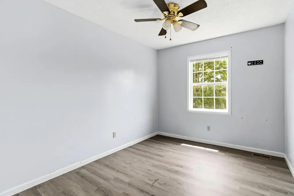 90 Quail Ridge Road London KY 40744