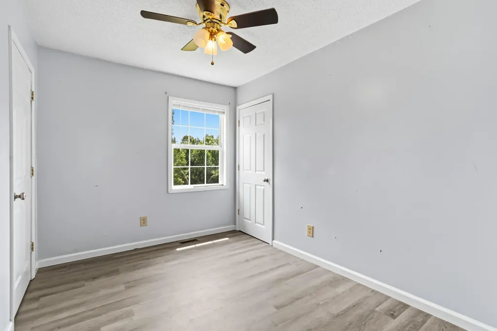 90 Quail Ridge Road London KY 40744