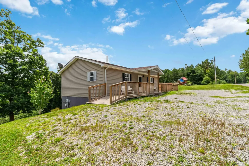 90 Quail Ridge Road London KY 40744