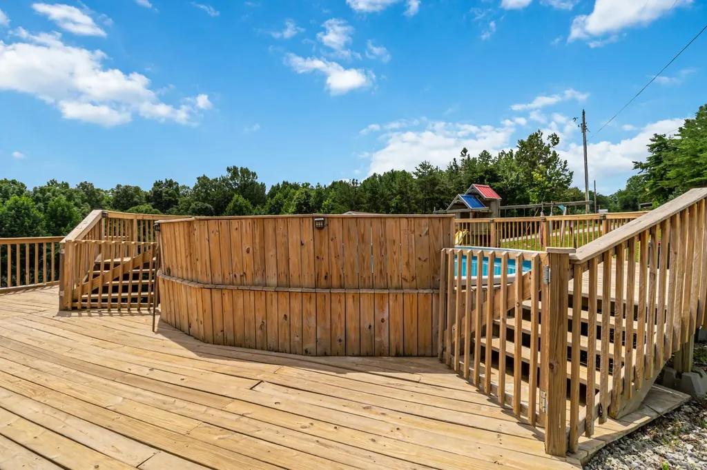 90 Quail Ridge Road London KY 40744