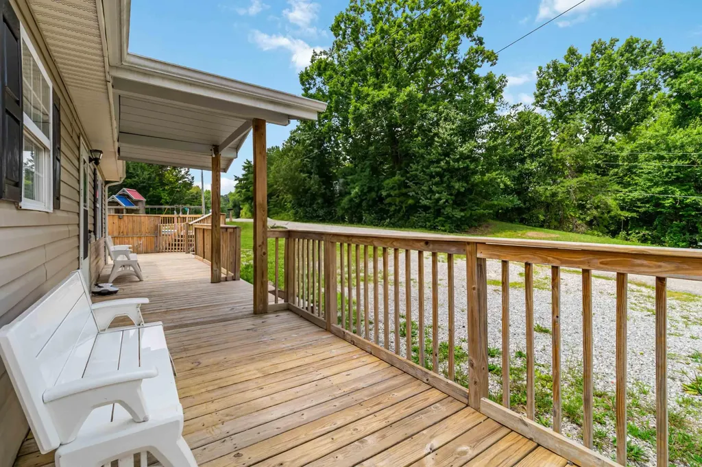 90 Quail Ridge Road London KY 40744
