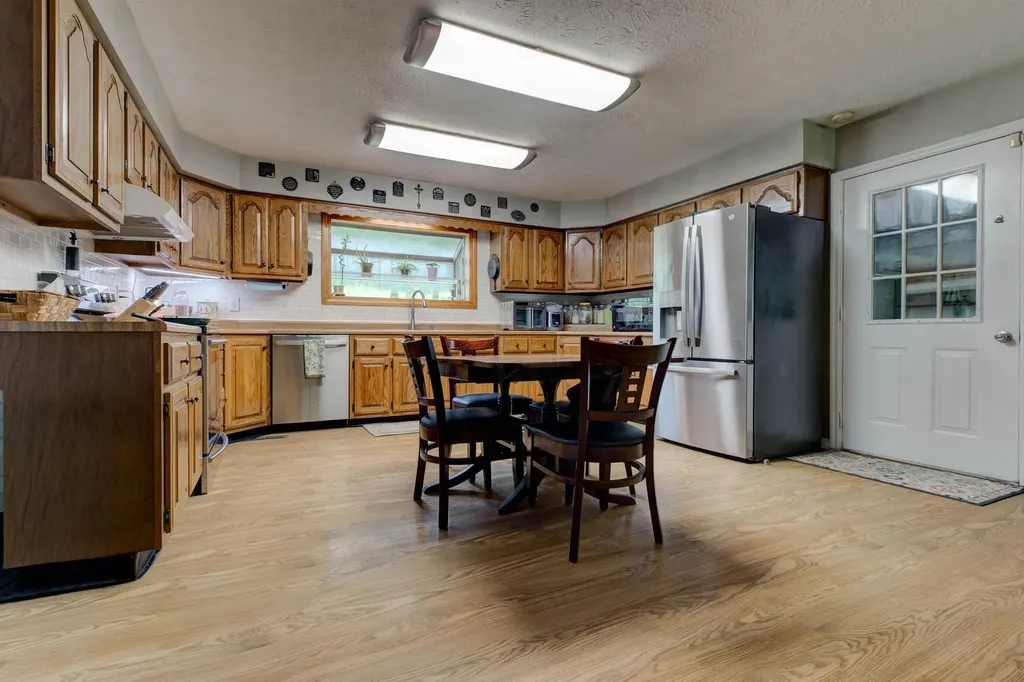 3425 Ky-986 Olive Hill KY 41164