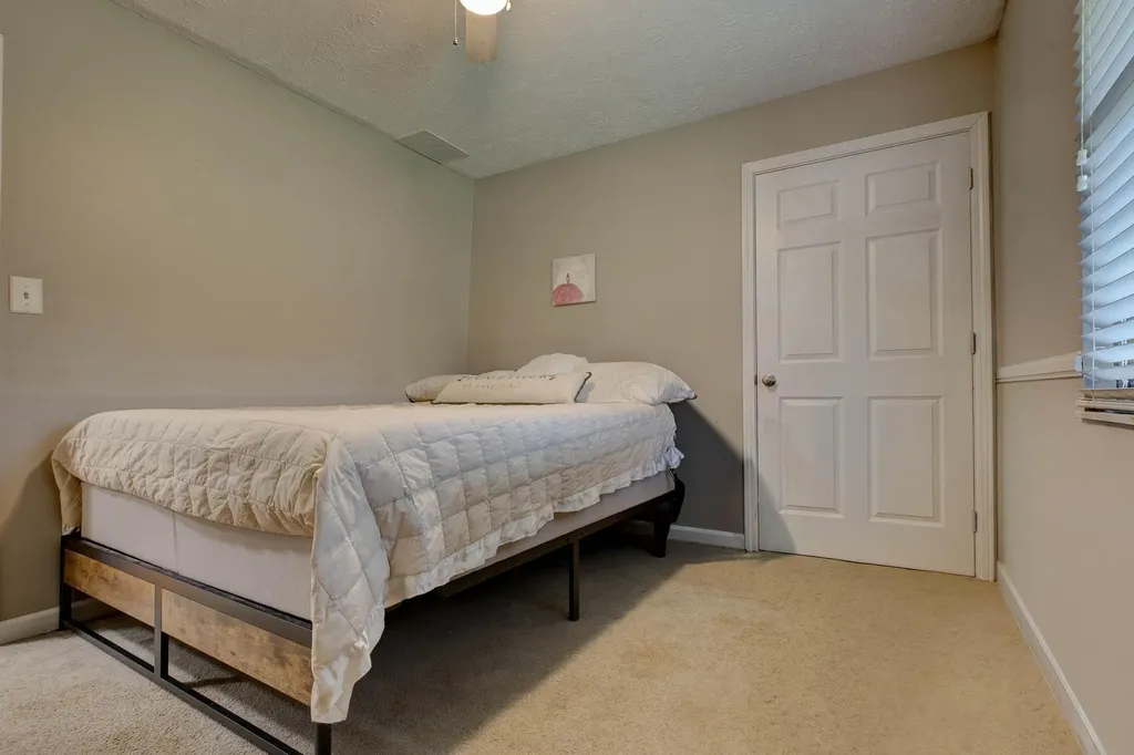 3425 Ky-986 Olive Hill KY 41164