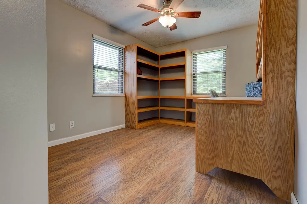 3425 Ky-986 Olive Hill KY 41164