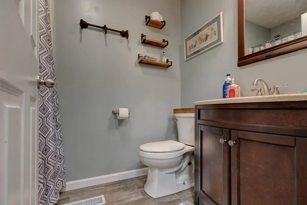 3425 Ky-986 Olive Hill KY 41164