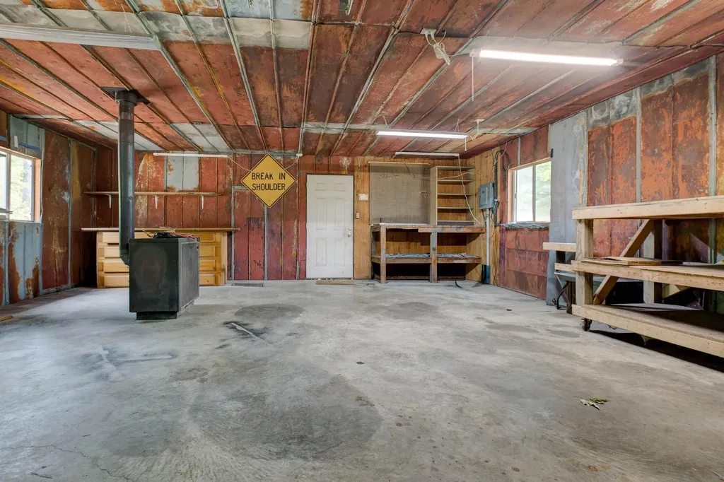 3425 Ky-986 Olive Hill KY 41164