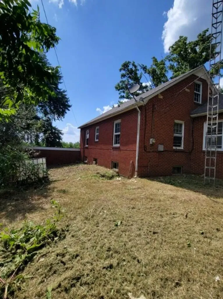 93 Clayton Drive Murray KY 42071