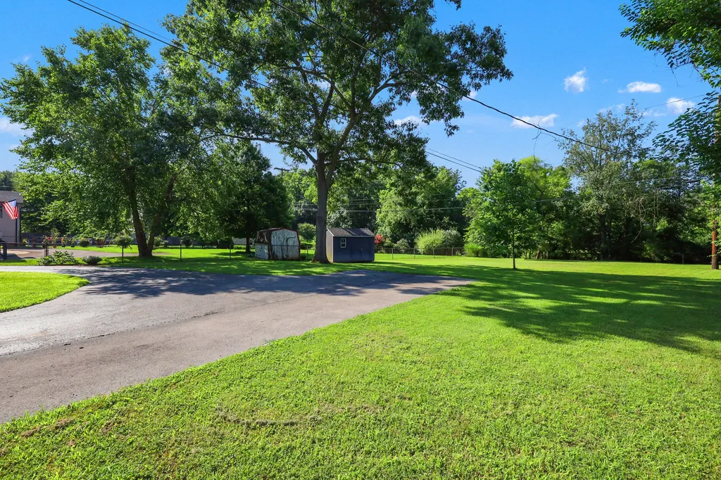560 Cromwell Way Lexington KY 40503