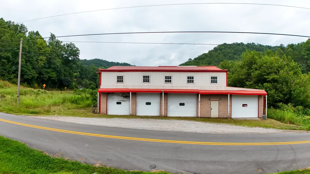 2085 Key 718 Walker KY 40997