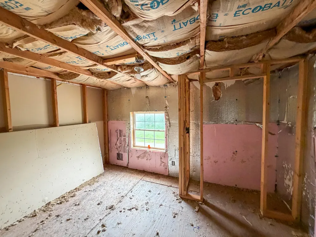 2085 Key 718 Walker KY 40997