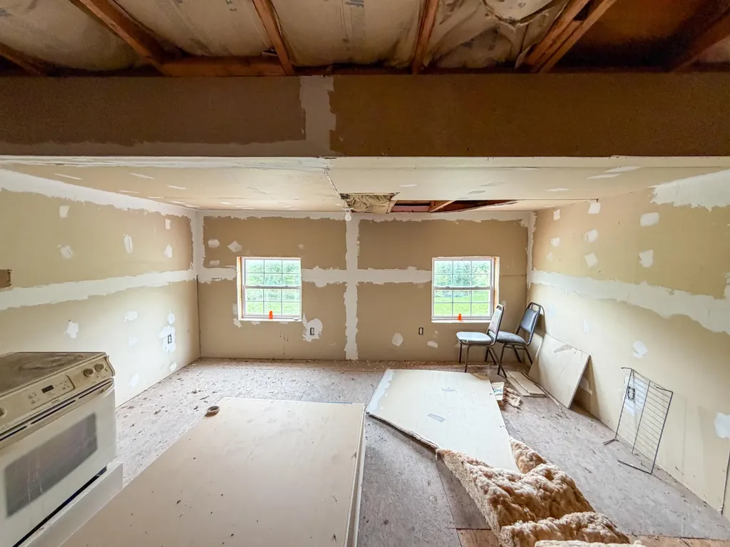 2085 Key 718 Walker KY 40997
