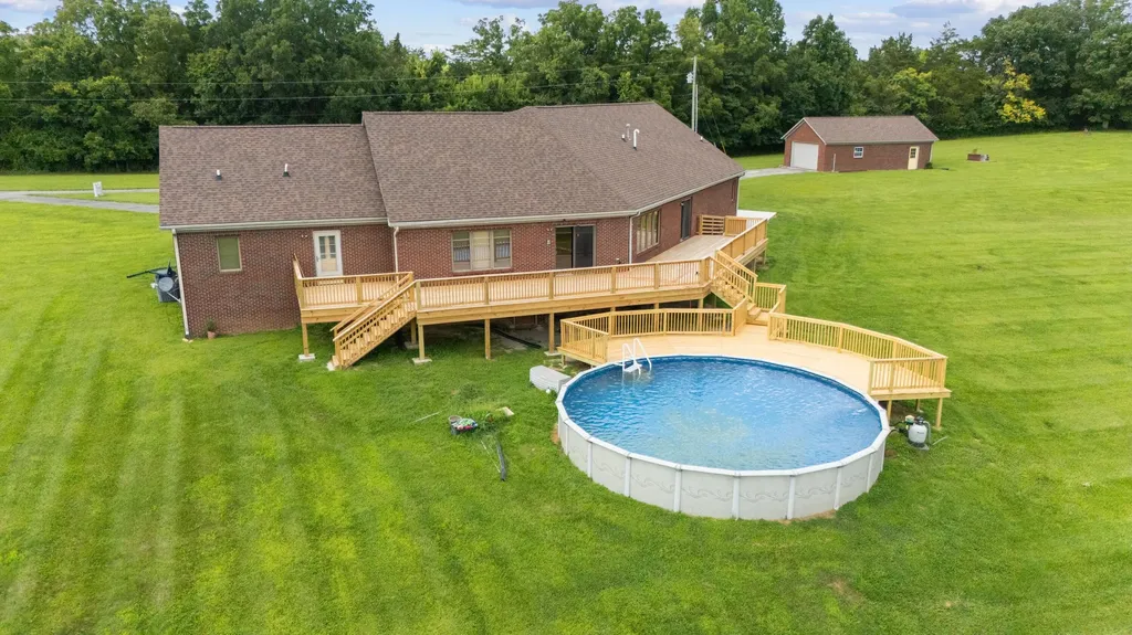 1221 Hawthorne Lane Lawrenceburg KY 40342