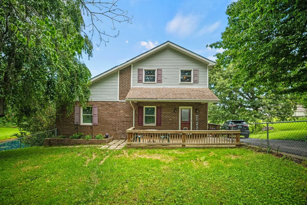 170 E Langdon Road Science Hill KY 42553