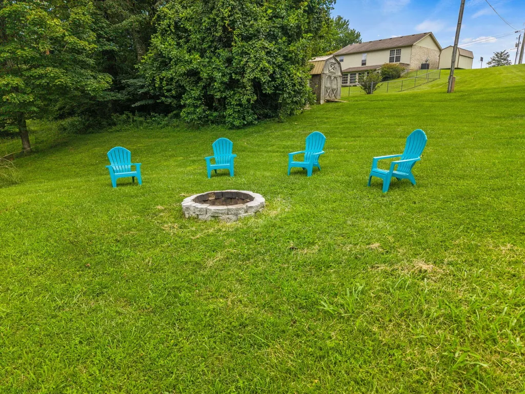 170 E Langdon Road Science Hill KY 42553