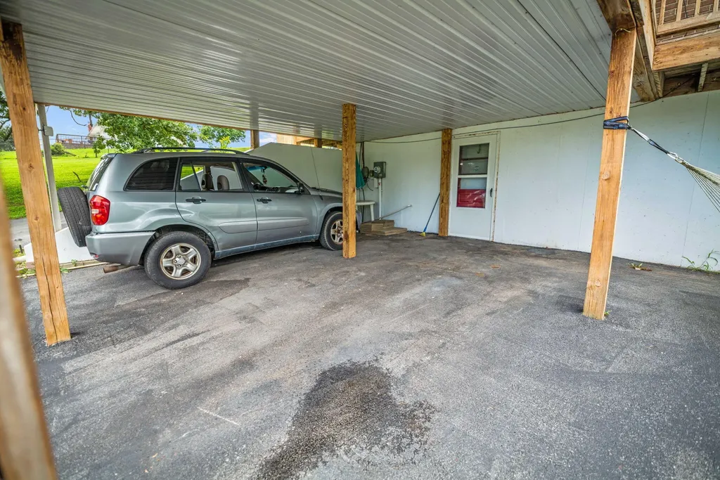 170 E Langdon Road Science Hill KY 42553