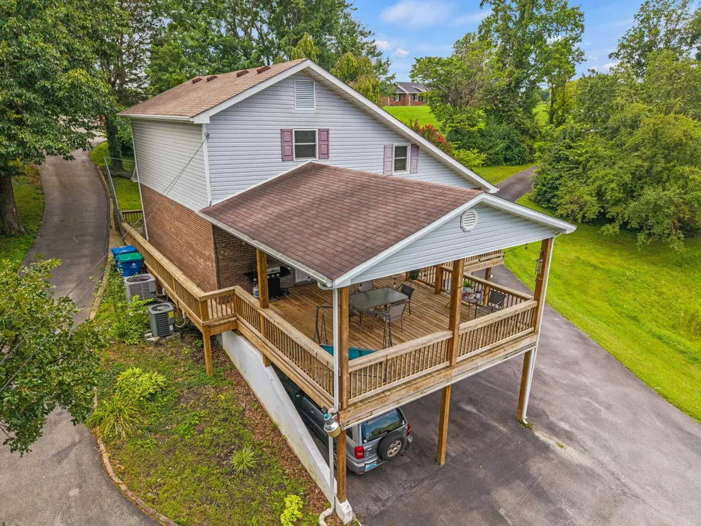 170 E Langdon Road Science Hill KY 42553