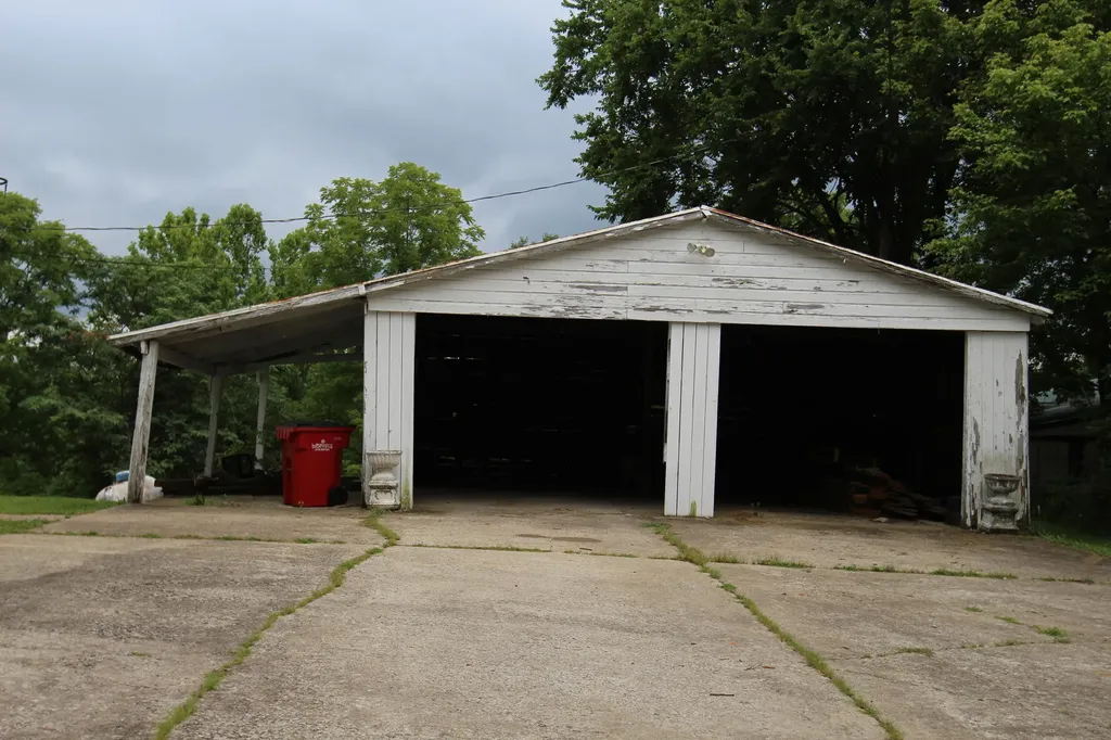 295 Saint Johns Road Frankfort KY 40601