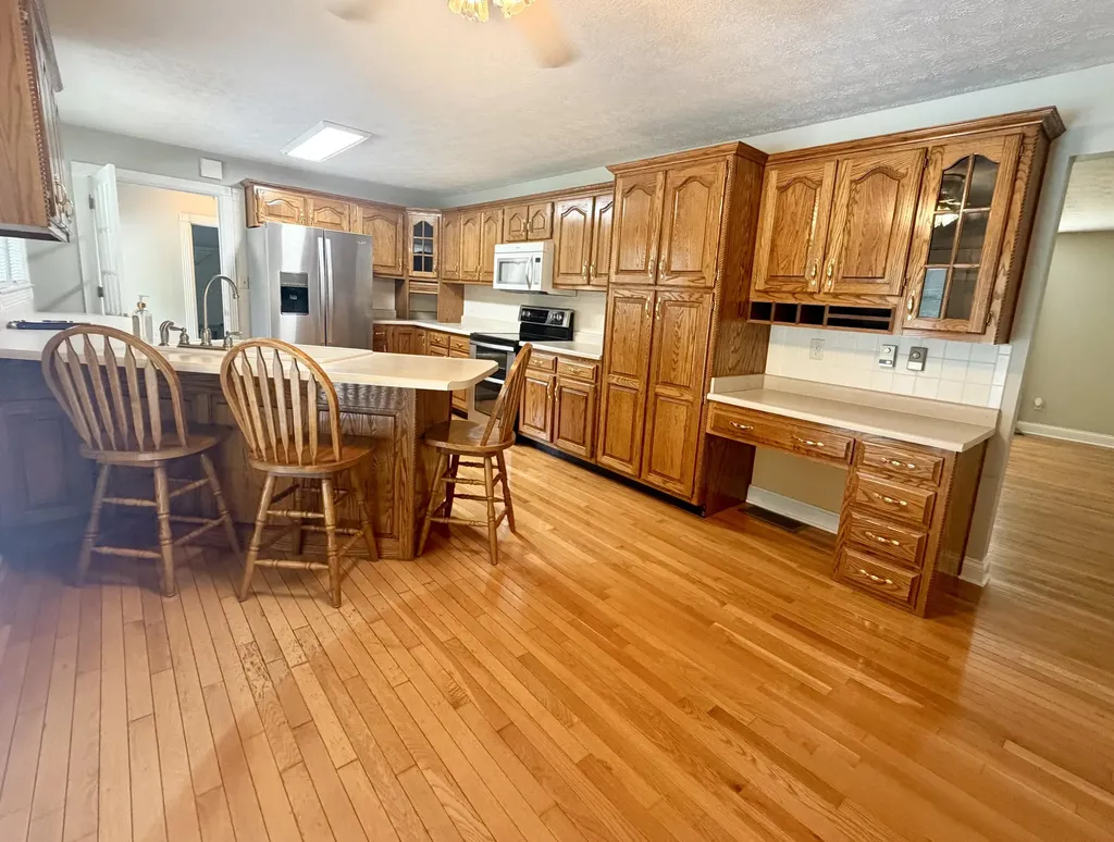 415 S Dogwood Drive Berea KY 40403