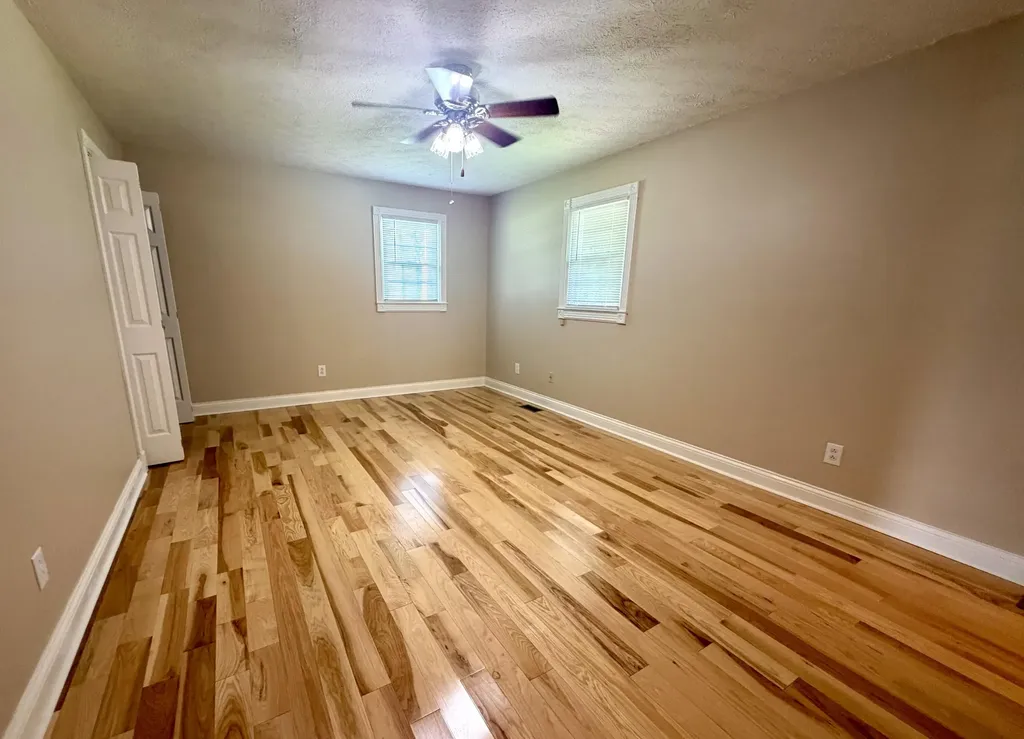 415 S Dogwood Drive Berea KY 40403