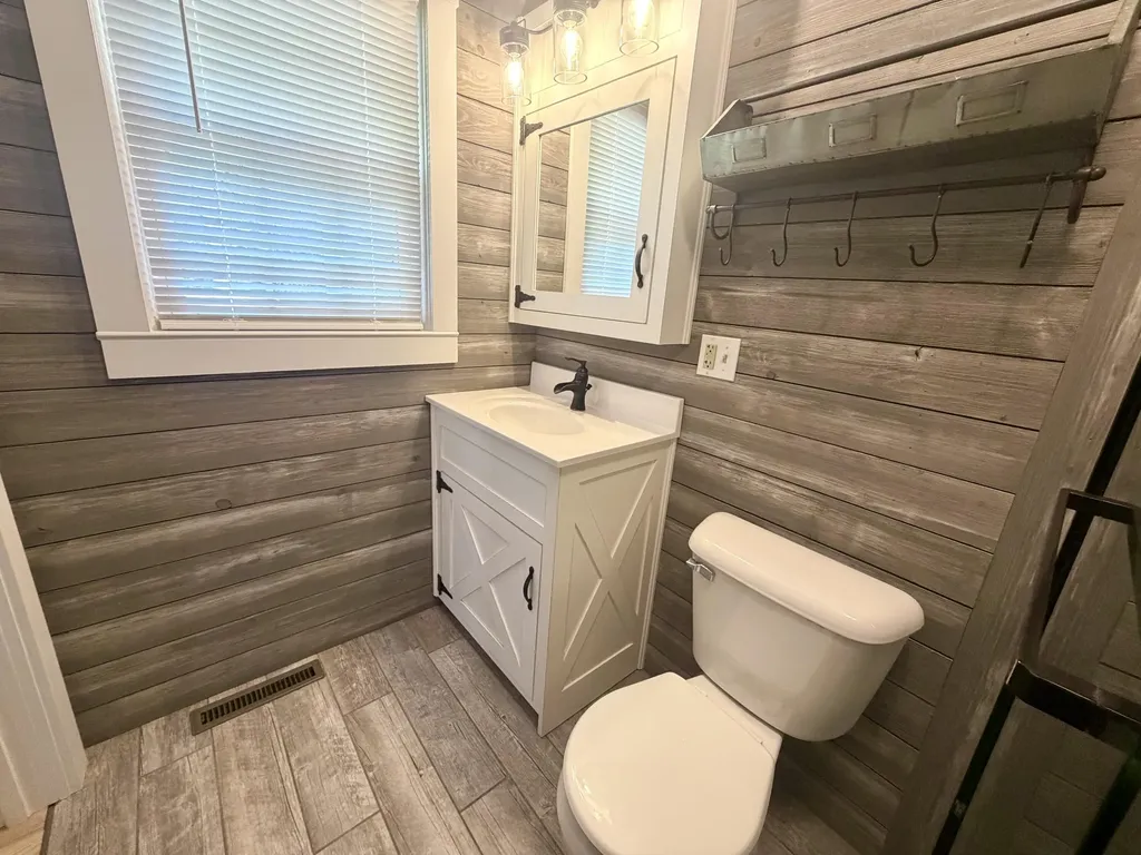 415 S Dogwood Drive Berea KY 40403