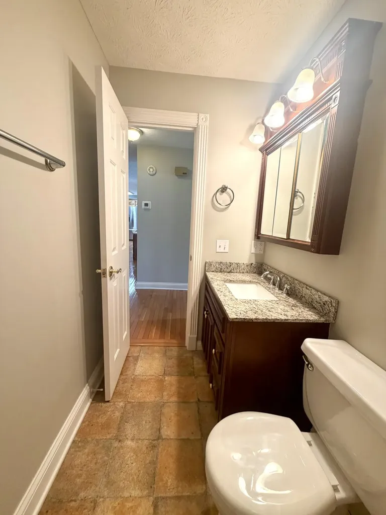 415 S Dogwood Drive Berea KY 40403