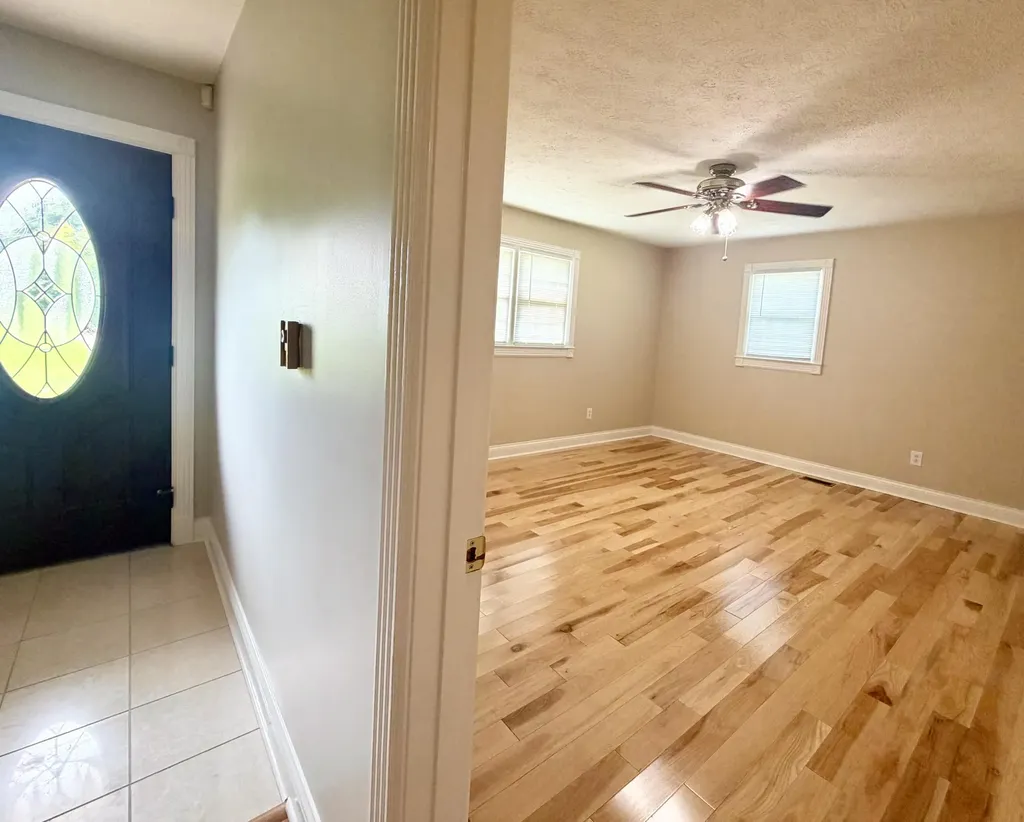 415 S Dogwood Drive Berea KY 40403